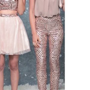 NWT rose gold Gianna Bini sequin legging